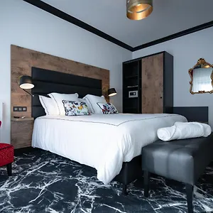 Hotel Du Barry & ****